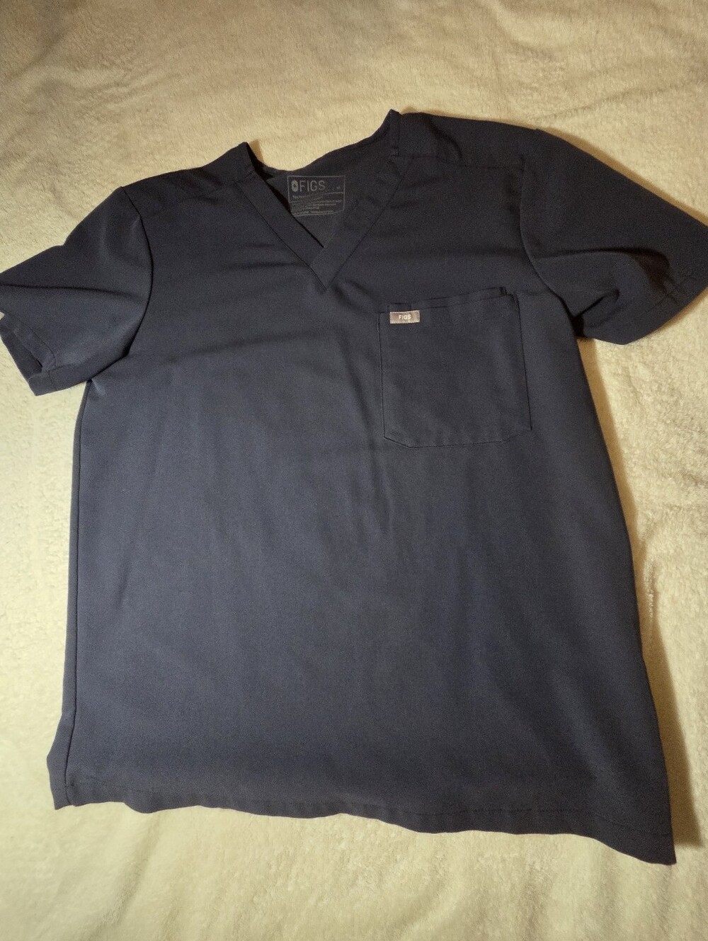 FIGS Men’s Night Sky V-Neck Scrub Top